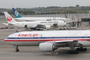 American Airlines B777-200ER NRT.jpg