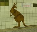 動物園前駅壁画（カンガルー）.jpg